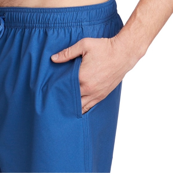 Vineyard Vines 7inch Chappy swim trunks - Picture 3 of 10